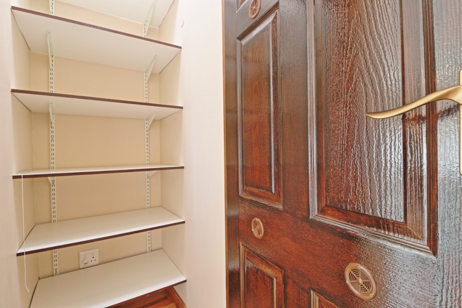 4 Bedroom Property for Sale in Reebok Western Cape